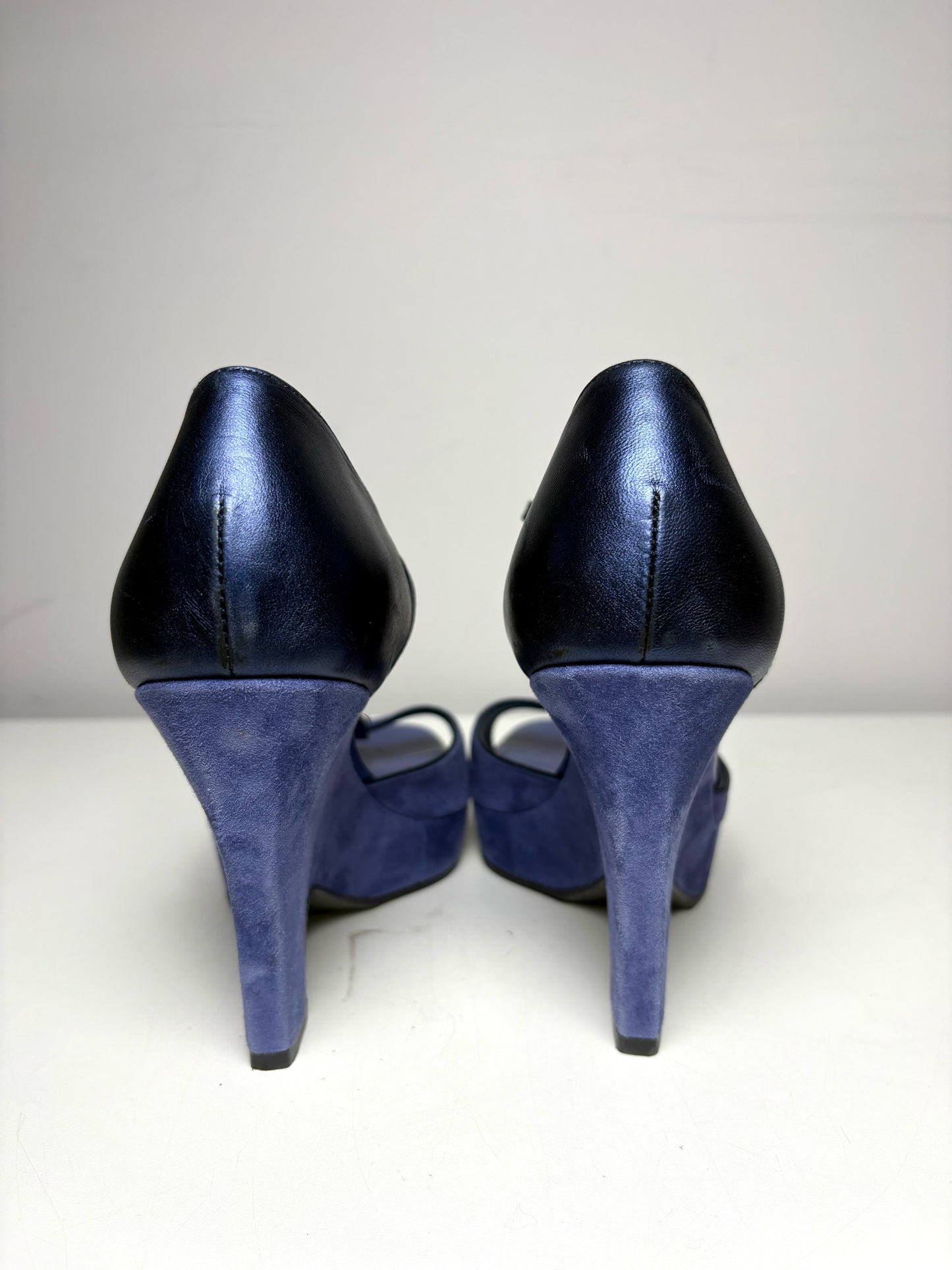 W Shoe Size 39 (8 US) Tod's Blue Leather Vintage Pre-owned Wedges