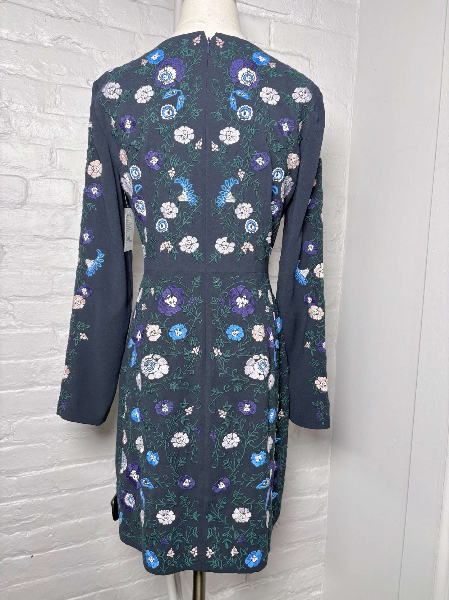 Women Size 6 Club Monaco Navy Embroidered Dress