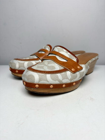 Women's Shoe Size 8.5 Coach Cream & Caramel Monogram Jacquard Wooden Heel Pre-Owned Slides