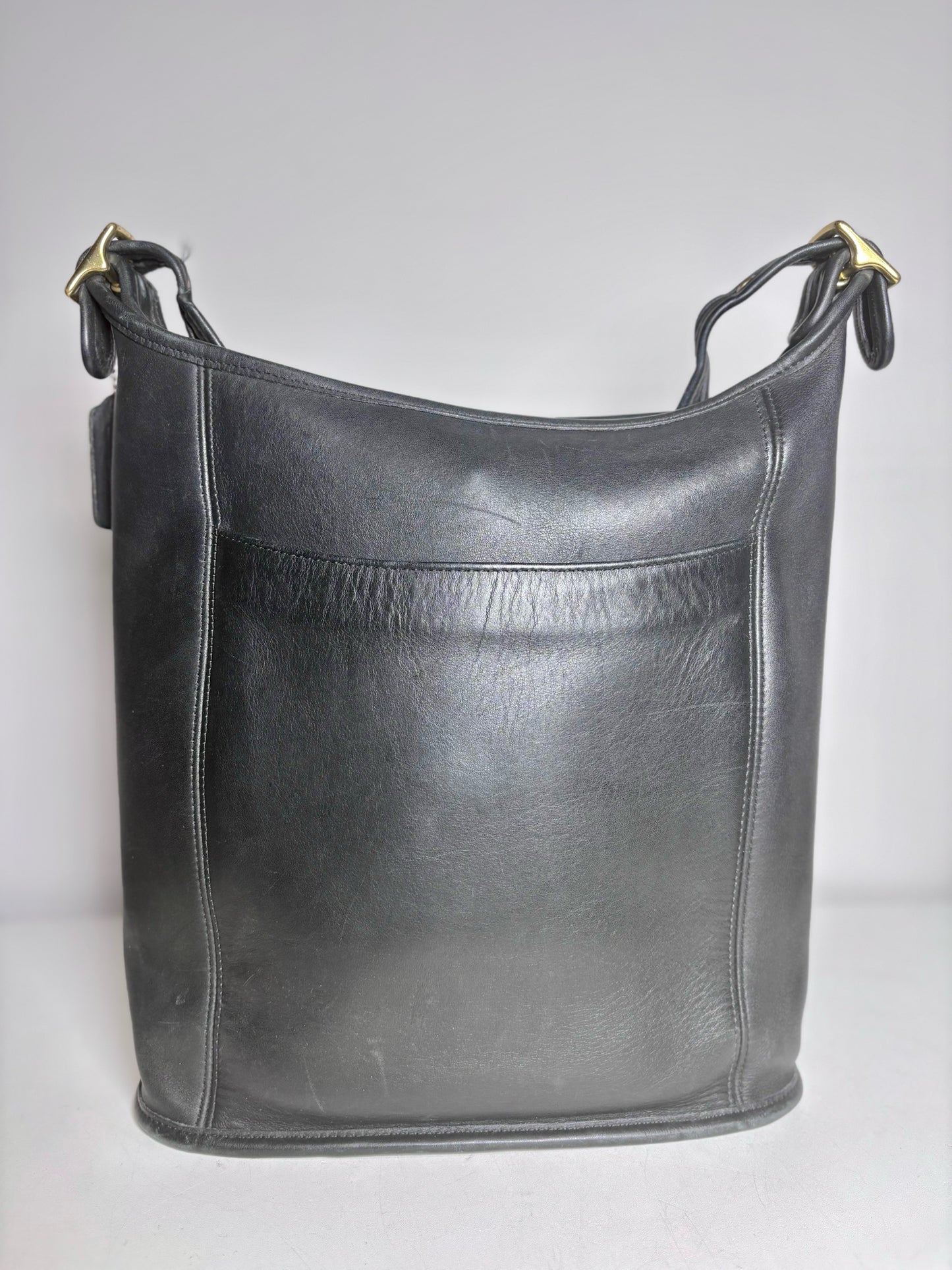 Coach Solid Vintage Leather Pre-owned Black Leather Medium Purse