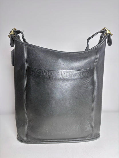Coach Solid Vintage Leather Pre-owned Black Leather Medium Purse