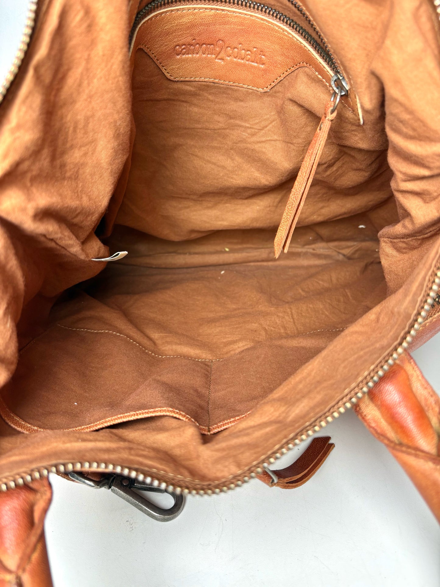 Carbon 2 Cobalt Solid Leather Pre-owned Caramel Tote/Satchel