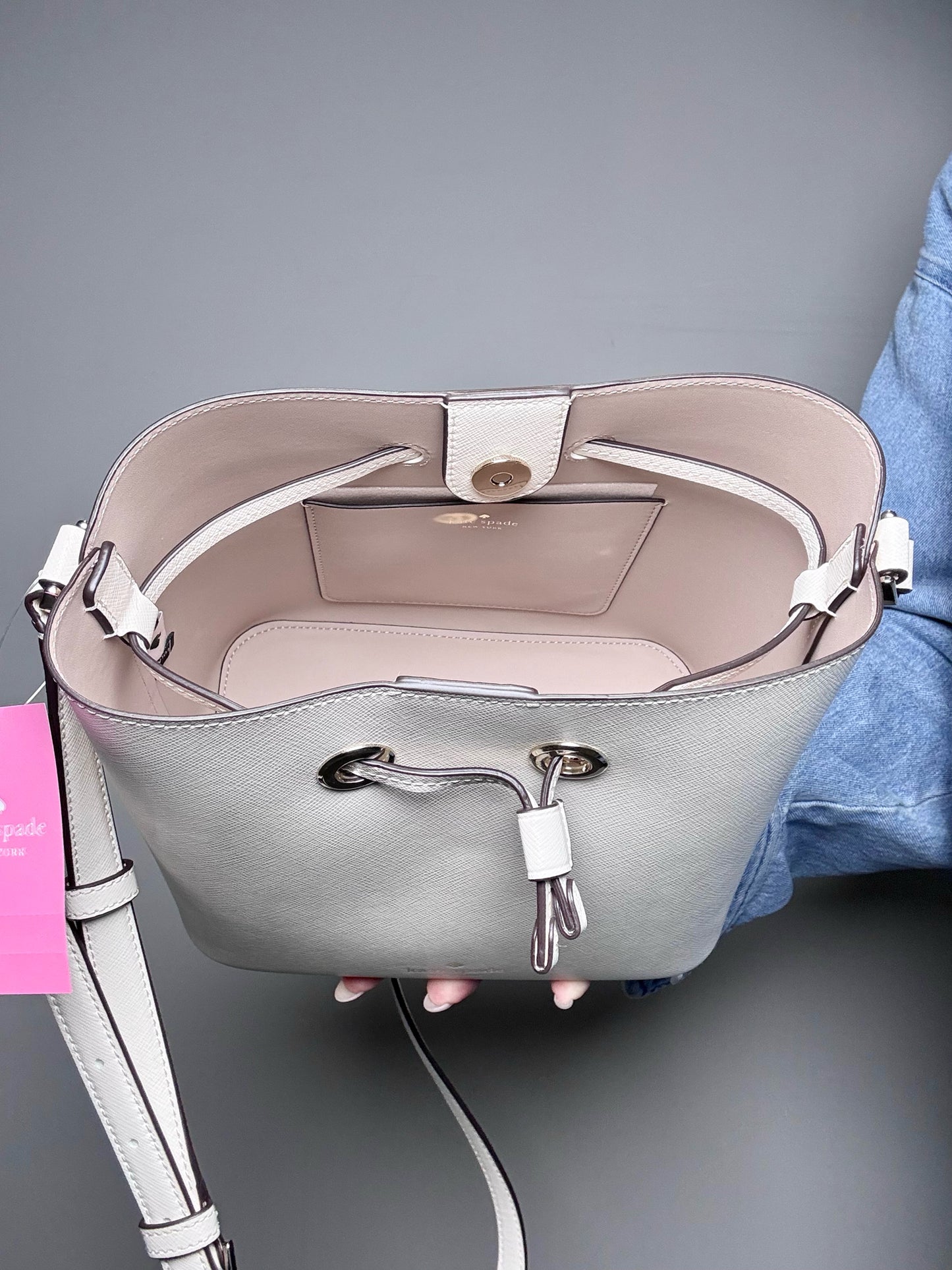 Kate Spade New York Sadie Saffiano Leather NWT Bone Saffiano Purse, Pre-owned