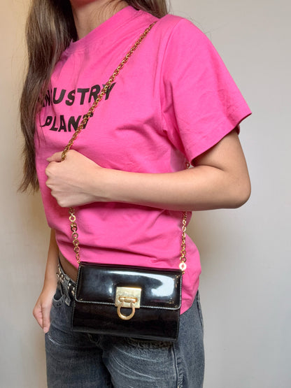 Women's Salvatore Ferragamo Solid Vintage Patent Leather Pre-owned Black Purse