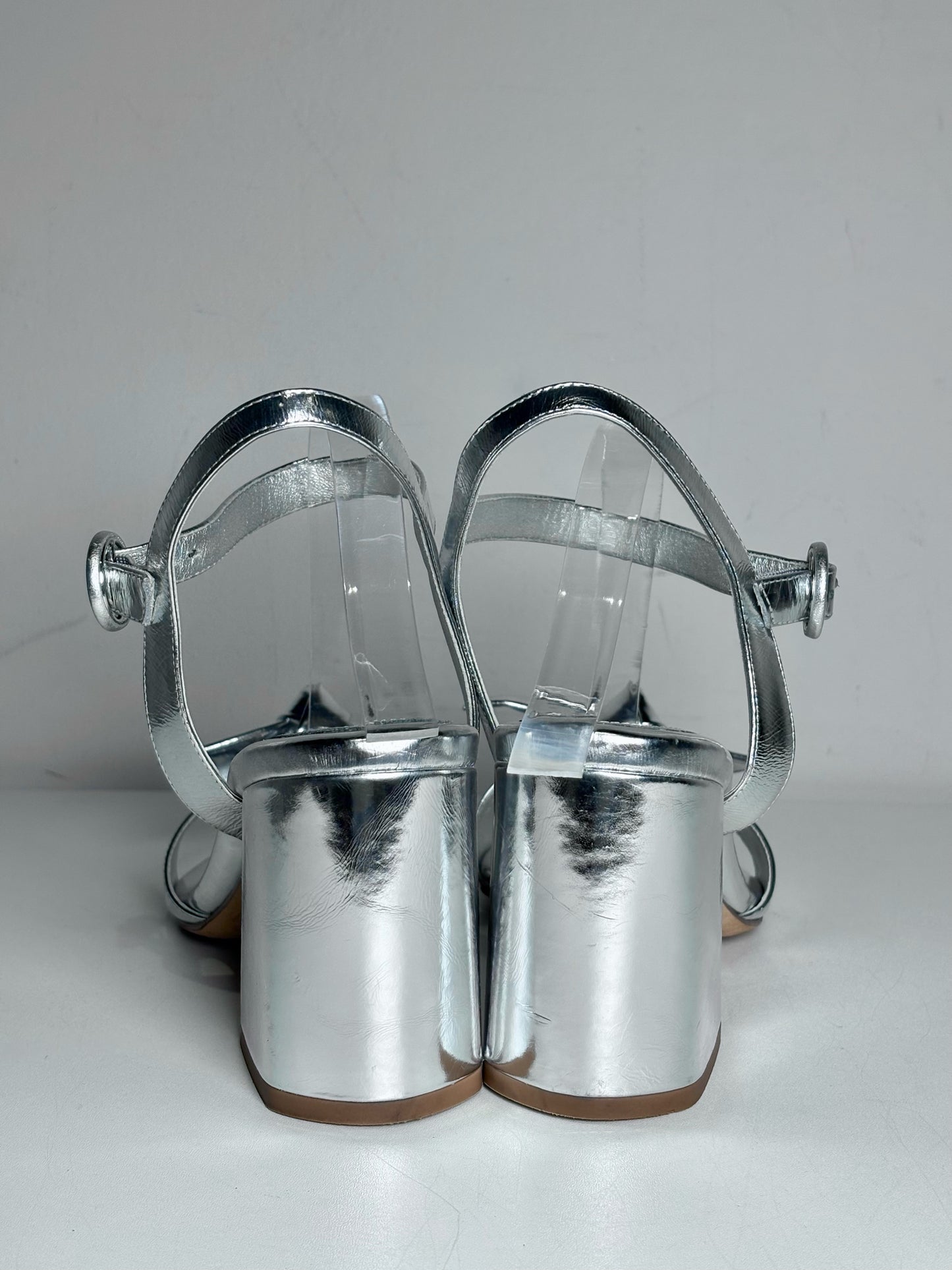W Shoe Size 41 (10 - 10.5) Alexandre Birman Metallic Silver Leather Heels