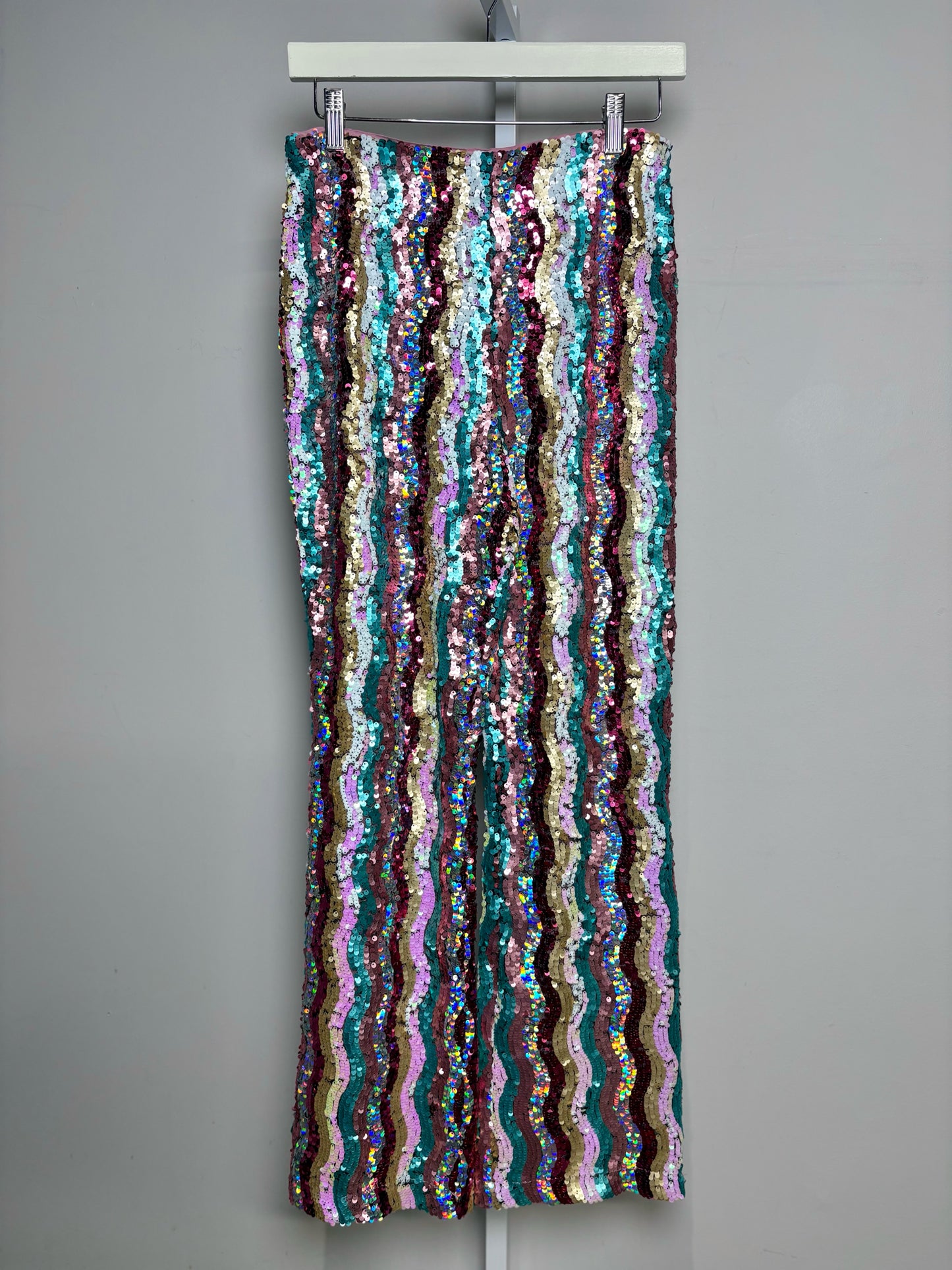 Women Size 4 Free People Multi-Color Sequins Straight Leg Pre-owned Pants