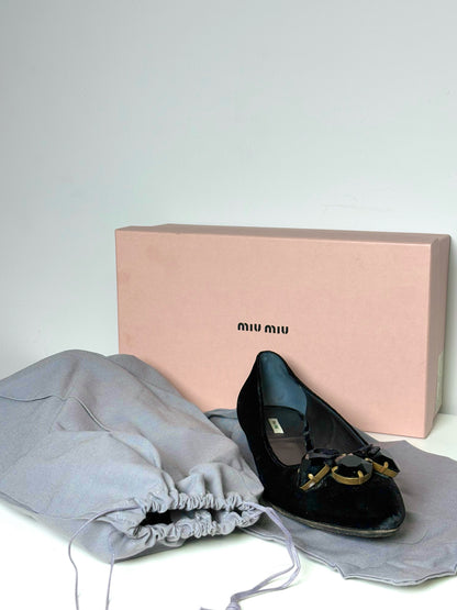 W Shoe Size 38.5 (7.5 US) Miu Miu Black Velvet Jewel Flats