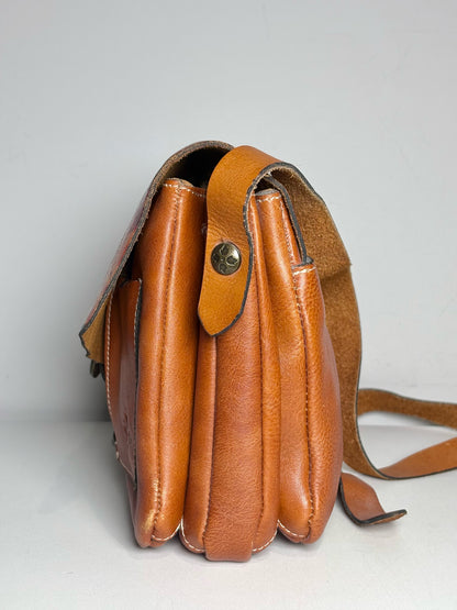 Women's Patricia Nash Saddle Bag Painted Flowers Vint Leather Pre-owned Caramel