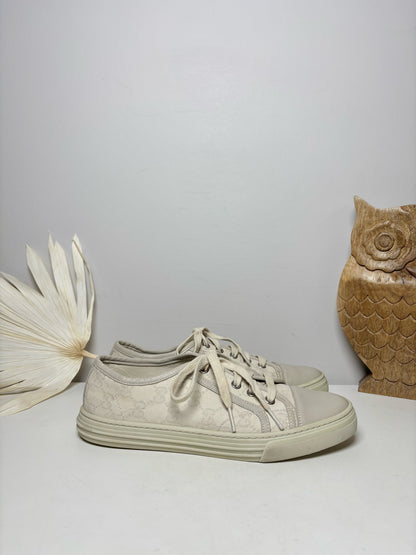 W Shoe Size 37 (7) Gucci GG Cream Washed Canvas, Leather Sneakers