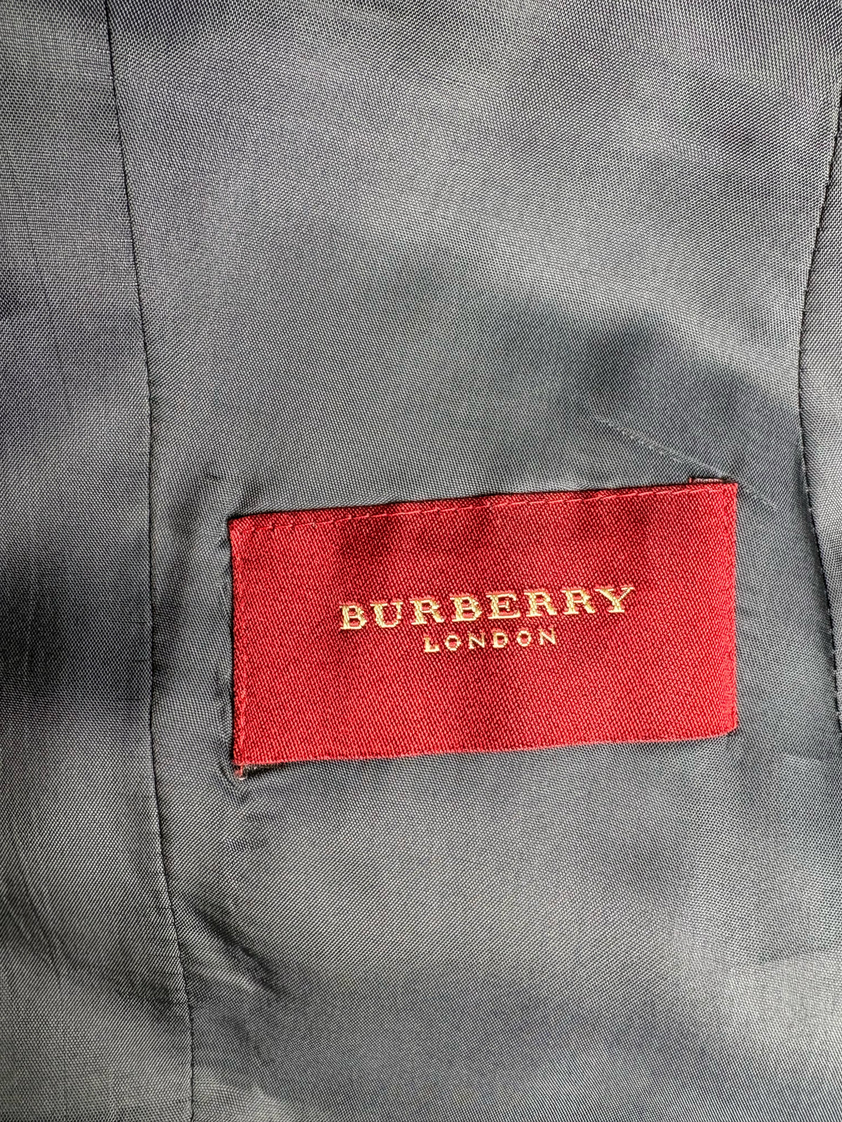 Size 48 Burberry Grey Stripes Women's Pre-owned Blazer