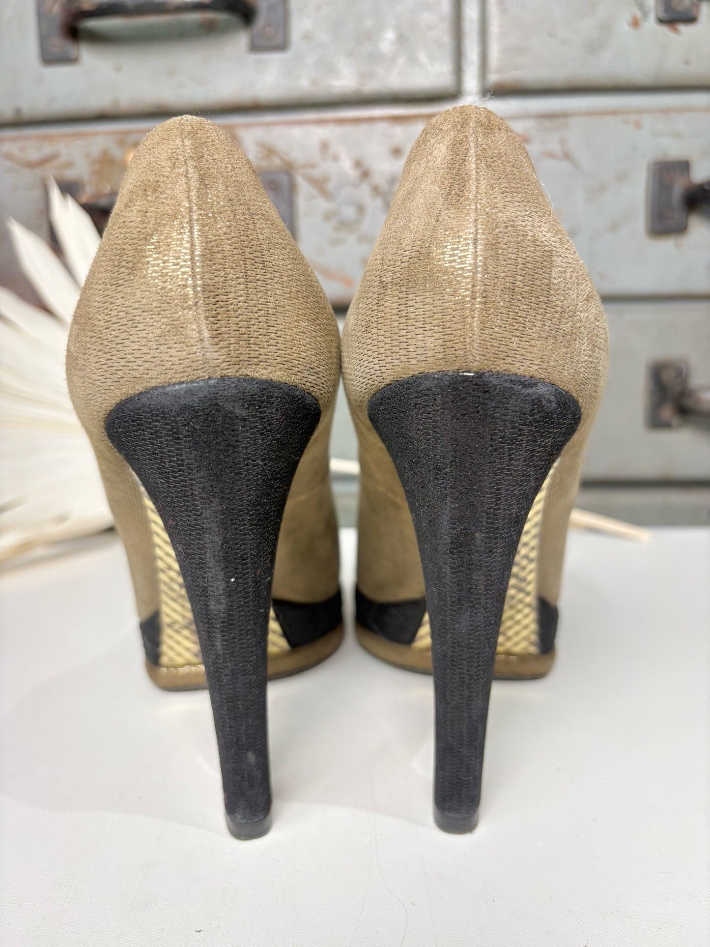 W Shoe Size 38.5 Chanel Khaki, Black Heels