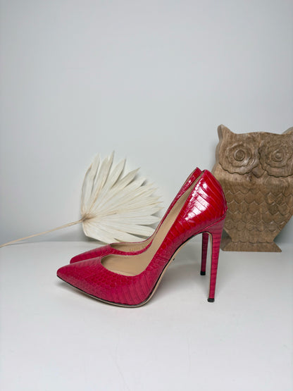 W Shoe Size 37.5 Dolce & Gabbana Red Leather Snake Skin Heels