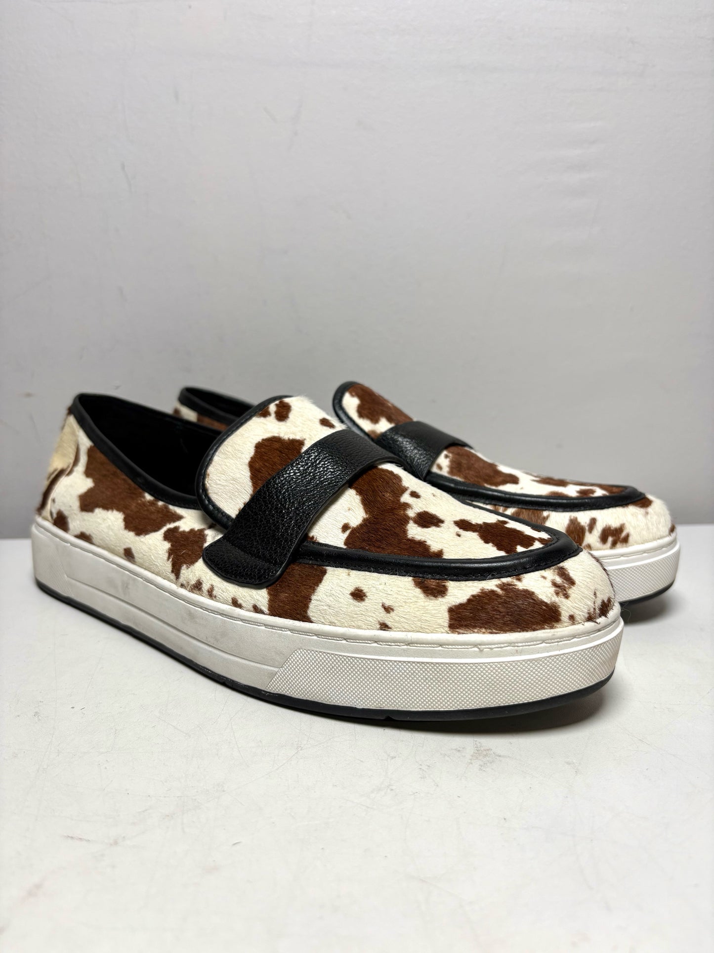 Women's Shoe Size 9.5 Donald J. Pliner Richiieeh Brown & Cream Cow Print Calf Hair NWT Pre-Owned Slip-Ons