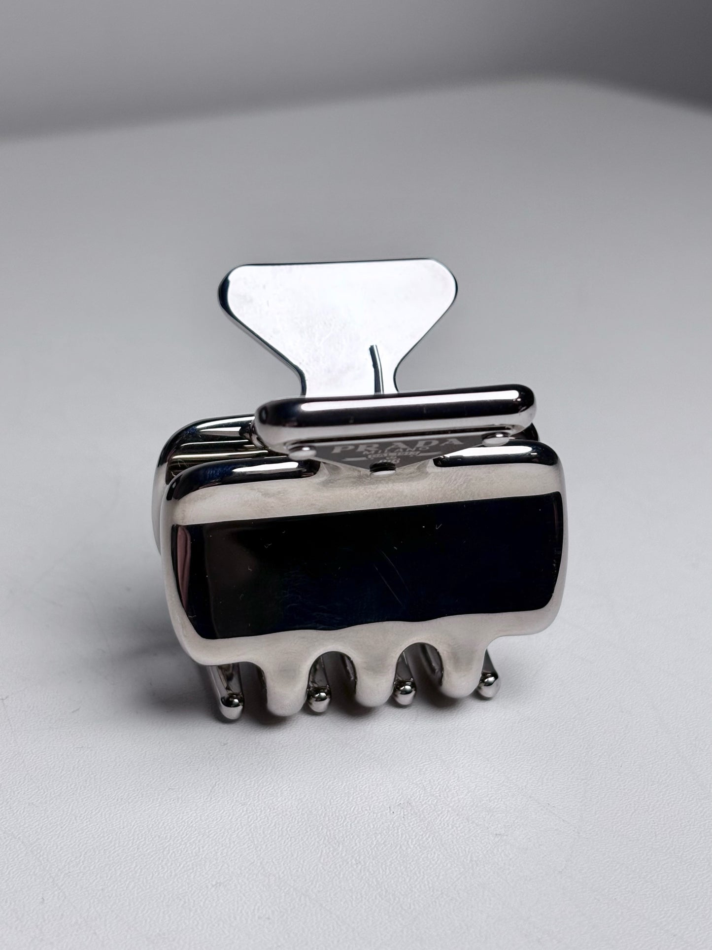 Prada NWT Metal Hair Clip Silver Hair Pre-owned Accessory