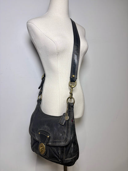Women's Coach Solid Vintage Leather Pre-owned Black Medium Purse