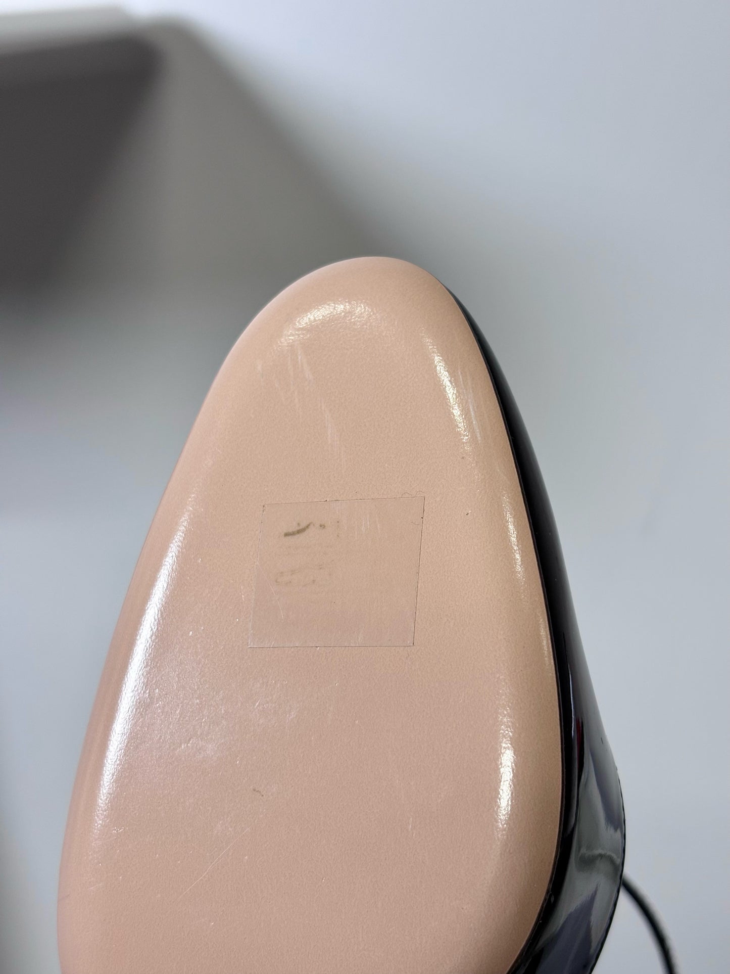W Shoe Size 37.5 (7 US) Gianvito Rossi Black Leather Patent Pre-owned, NWT Heels