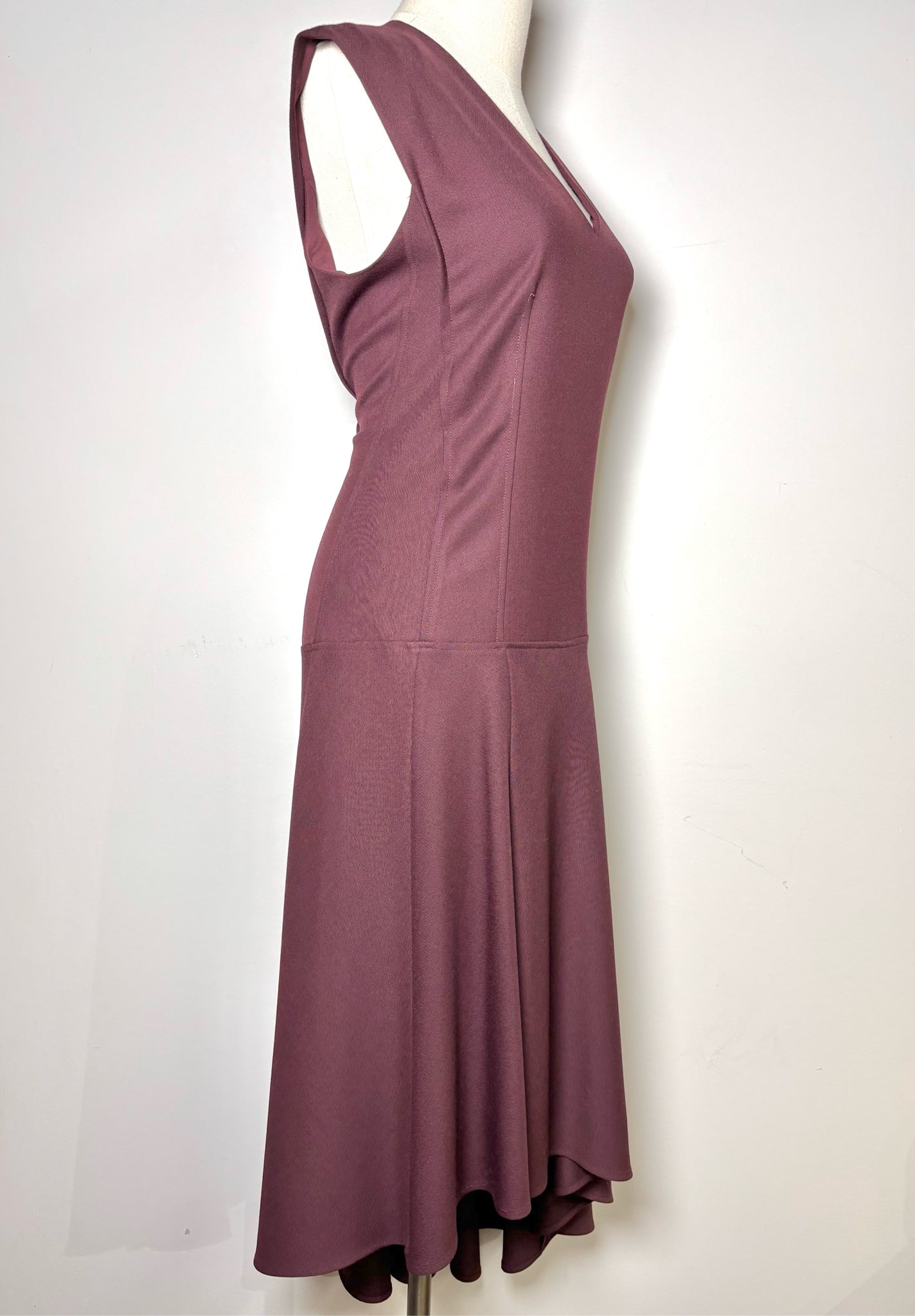 Women Size 8 M.M. Lafleur Burgundy Solid Wool Hybrid Sheath Dress