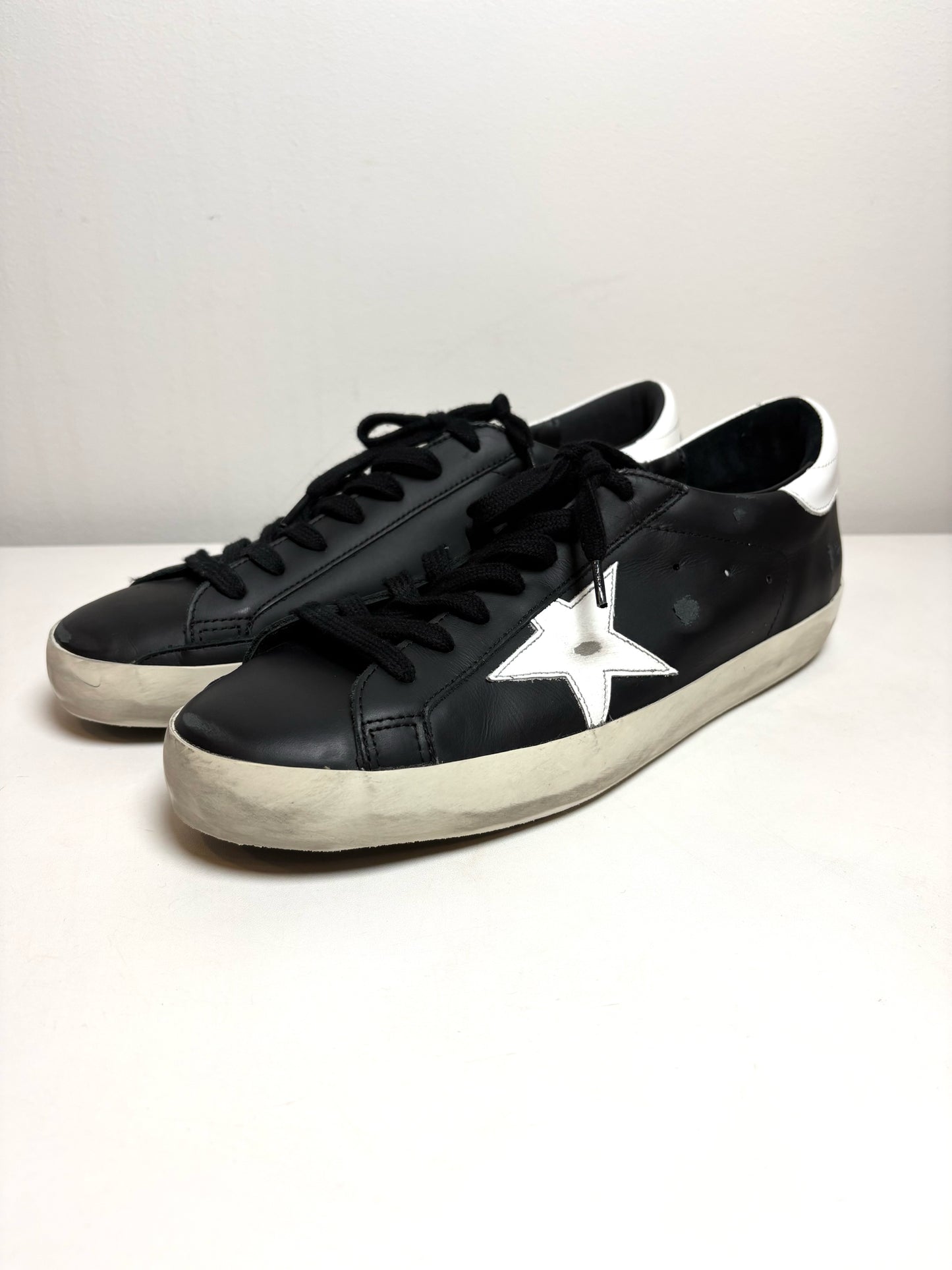 Golden Goose Black Leather White Star Men's Pre-owned, NWT 42 Sneakers