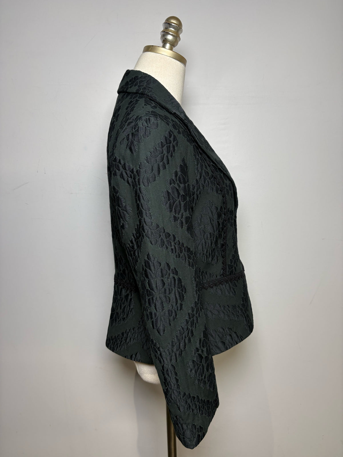 Women's Size 42 Christian Lacroix Black Jacquard Toile Lining Vintage Pre-Owned Blazer