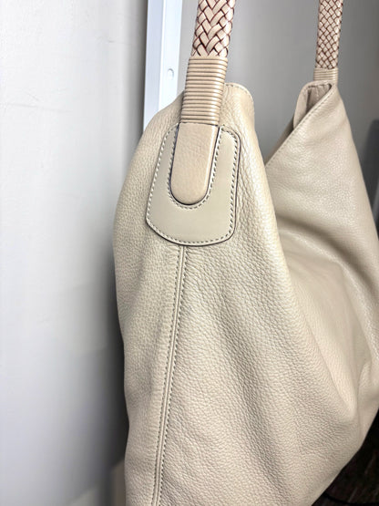 Gucci Taupe Leather Pebble Leather Men's Messenger Pre-owned Bag