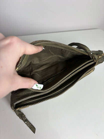 Zadig & Voltaire 100% Leather Pre-owned Charcoal Rock Clutch Purse