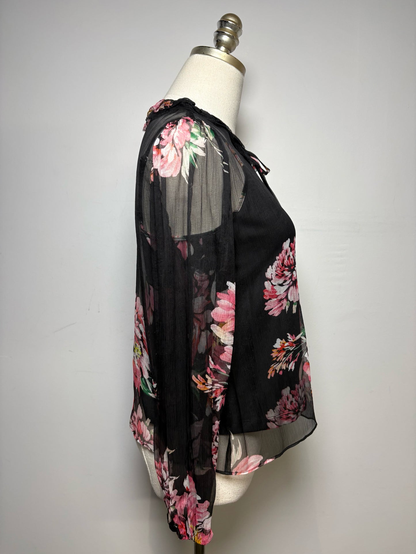 Women Size PS Jade by Johnny Was Black Floral Print Pure Silk Pre-Owned 2-Piece Blouse