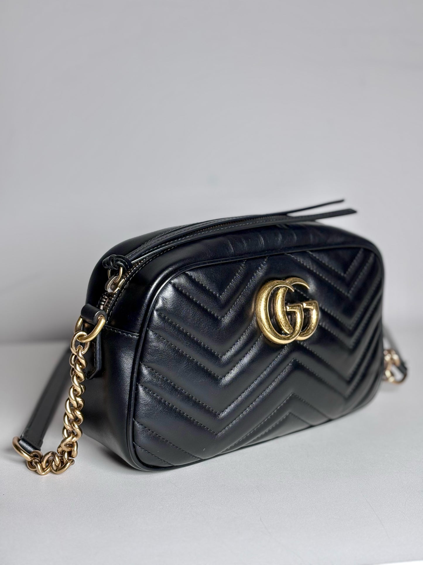 Gucci Marmont Camera Quilted Leather Pre-owned Black Nappa Small Purse Pre-owned