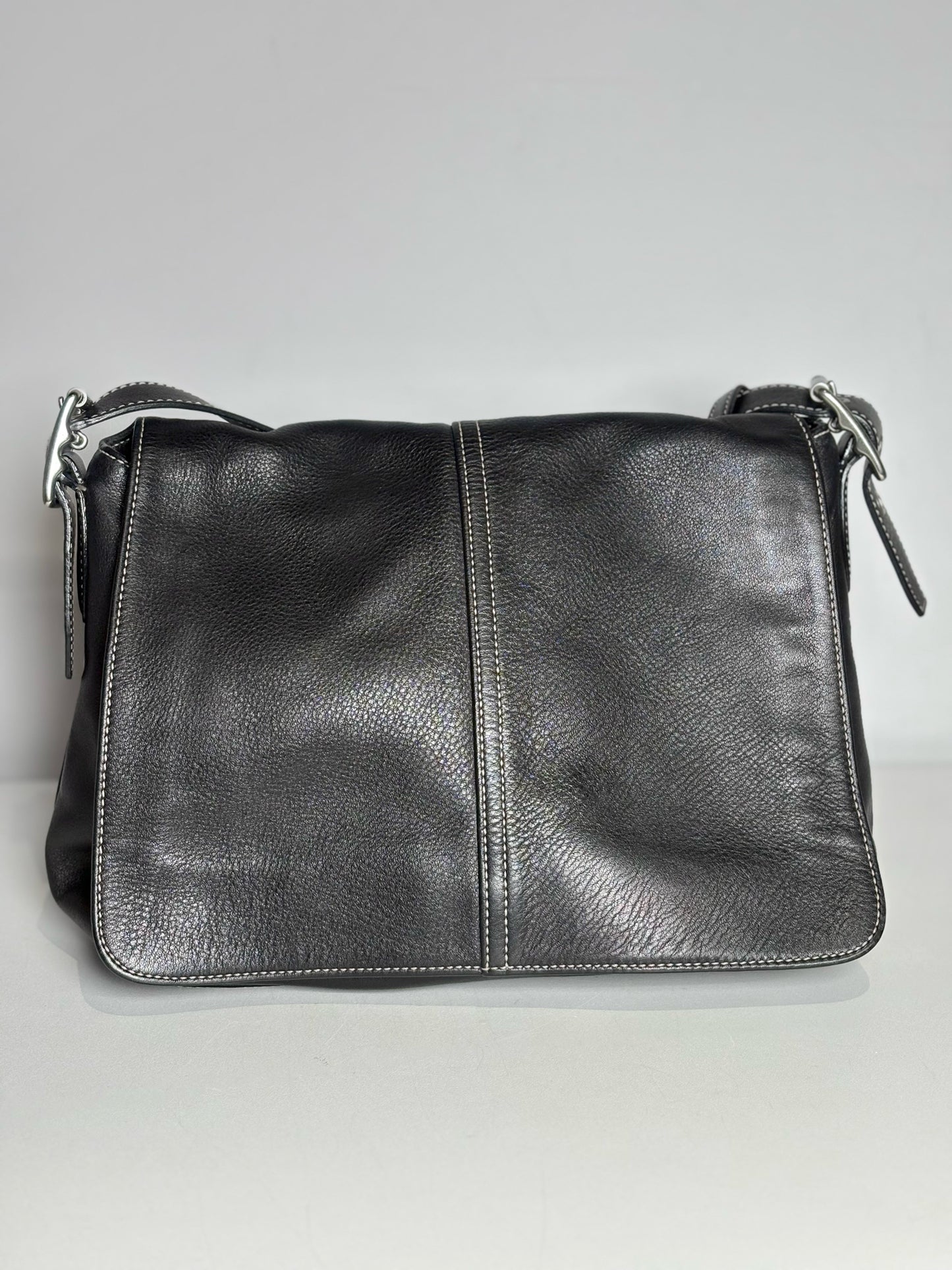Women's Coach #9570 Hampton Legacy Black Flap Leather Pre-owned