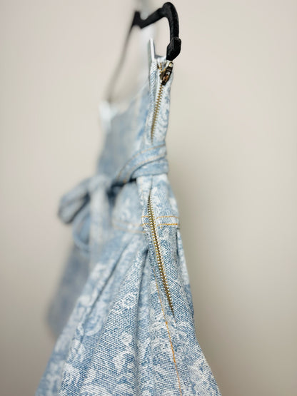 Women Size 27 (4) Marc Jacobs Light Blue Washed Effect NWT Skirt