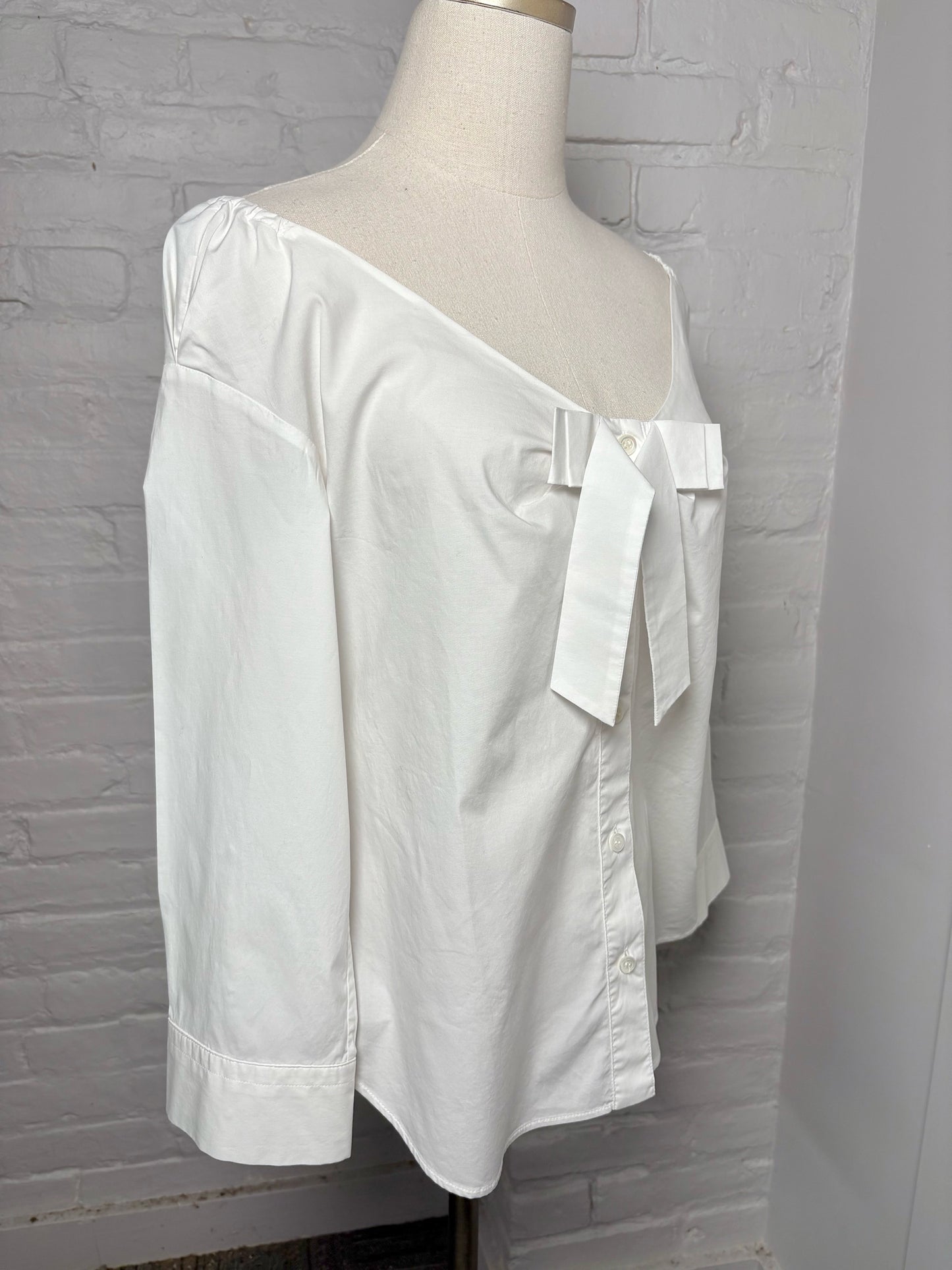 Women Size M Moschino White Cotton Long Sleeves Bow Shirt