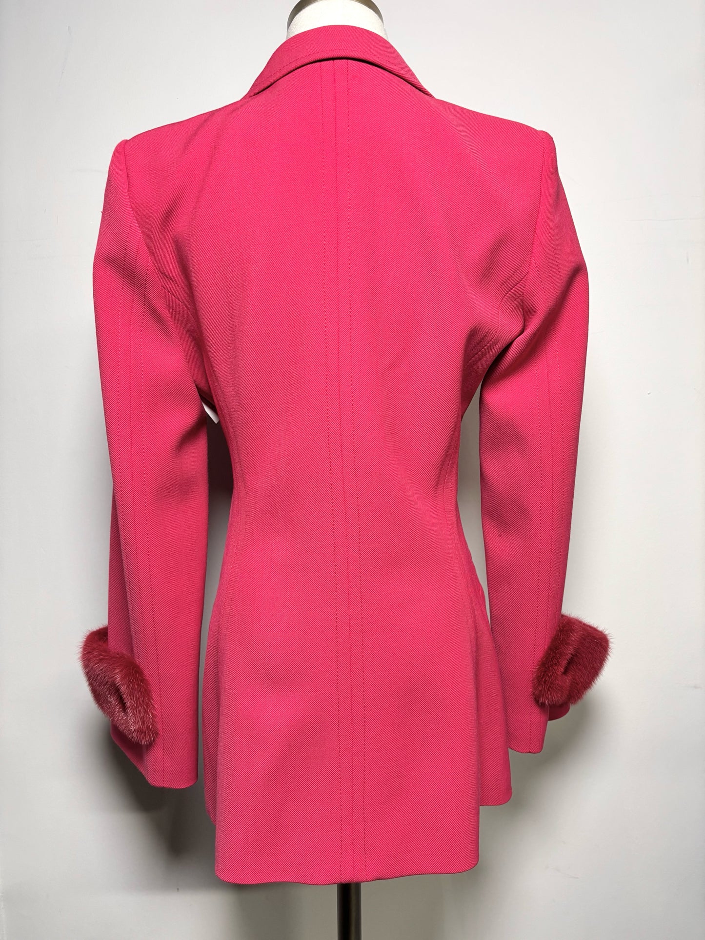 Women Size 40 (4, US) Fendi Pink Solid, Fur Trim Sweater
