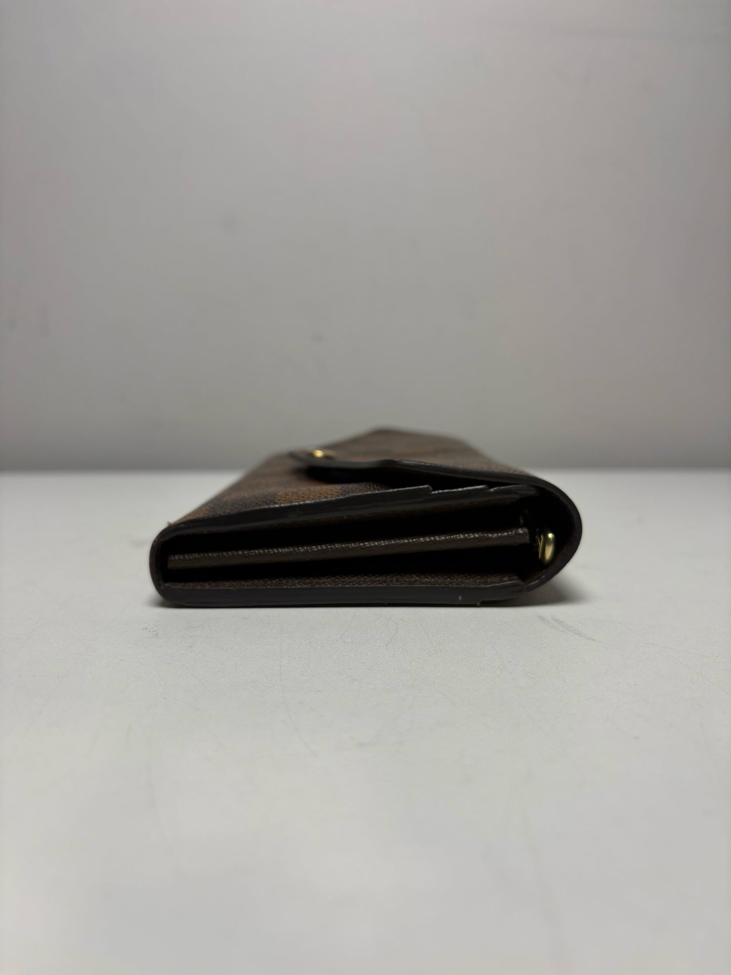 Women's Louis Vuitton Josephine Wallet Damier Ebene Brown Coated Canvas Pre-Owned Medium Wallet