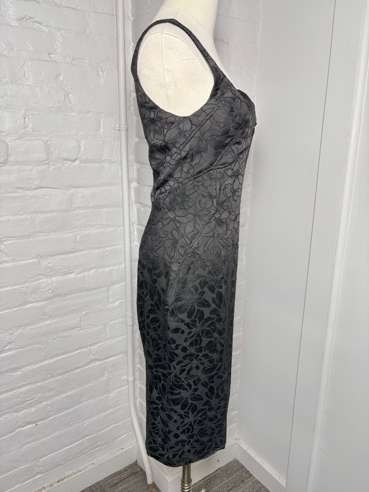 Women Size 4 ZAC POSEN Black Embroidered Vintage Dress