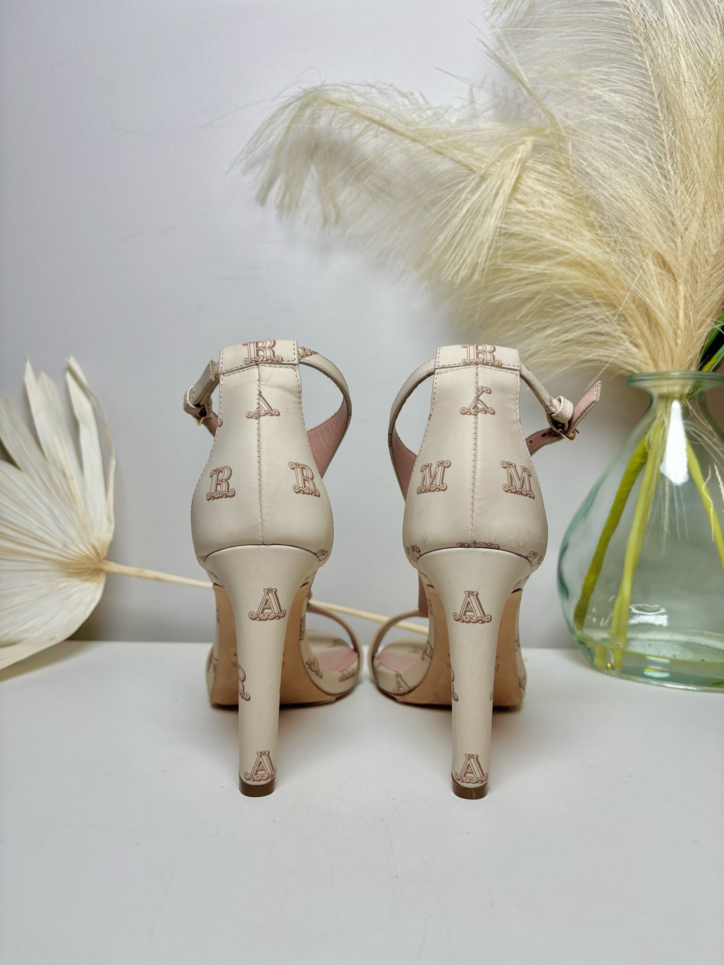 W Shoe Size 36.5 Max Mara Beige Print Heels