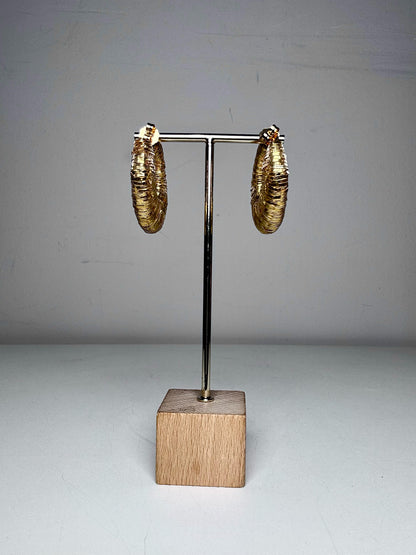 Rebecca de Ravenel Gold, Gold-plated Crescent Earrings