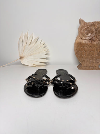 W Shoe Size 36 (5.5/6 US) Valentino Black PVC Thong Stud Sandals