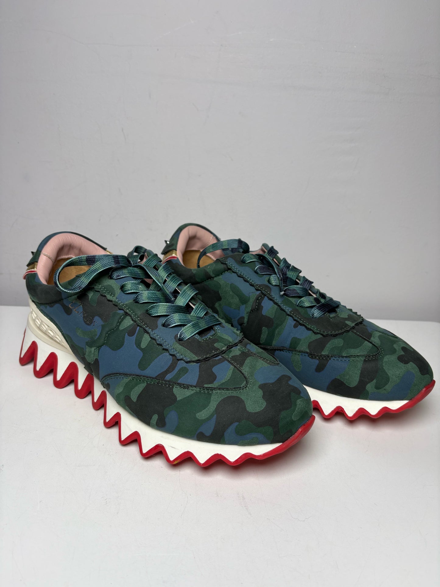 Men Size 44 Christian Louboutin Loubishark Green Camouflage Pre-Owned Authentic Sneakers