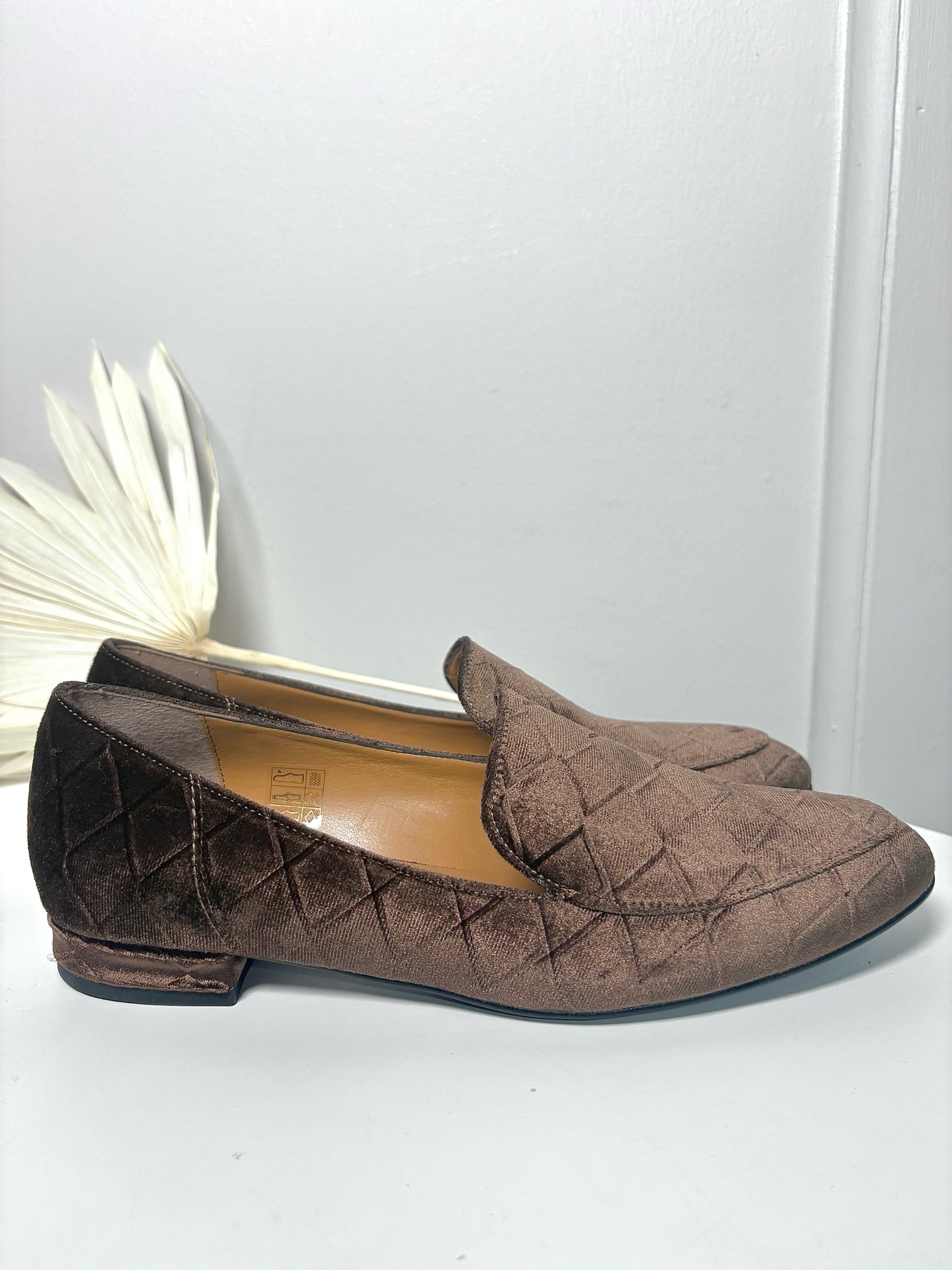 W Shoe Size 39 (8.5 US) Michele Lopriore Brown Fabric NWOT Loafers