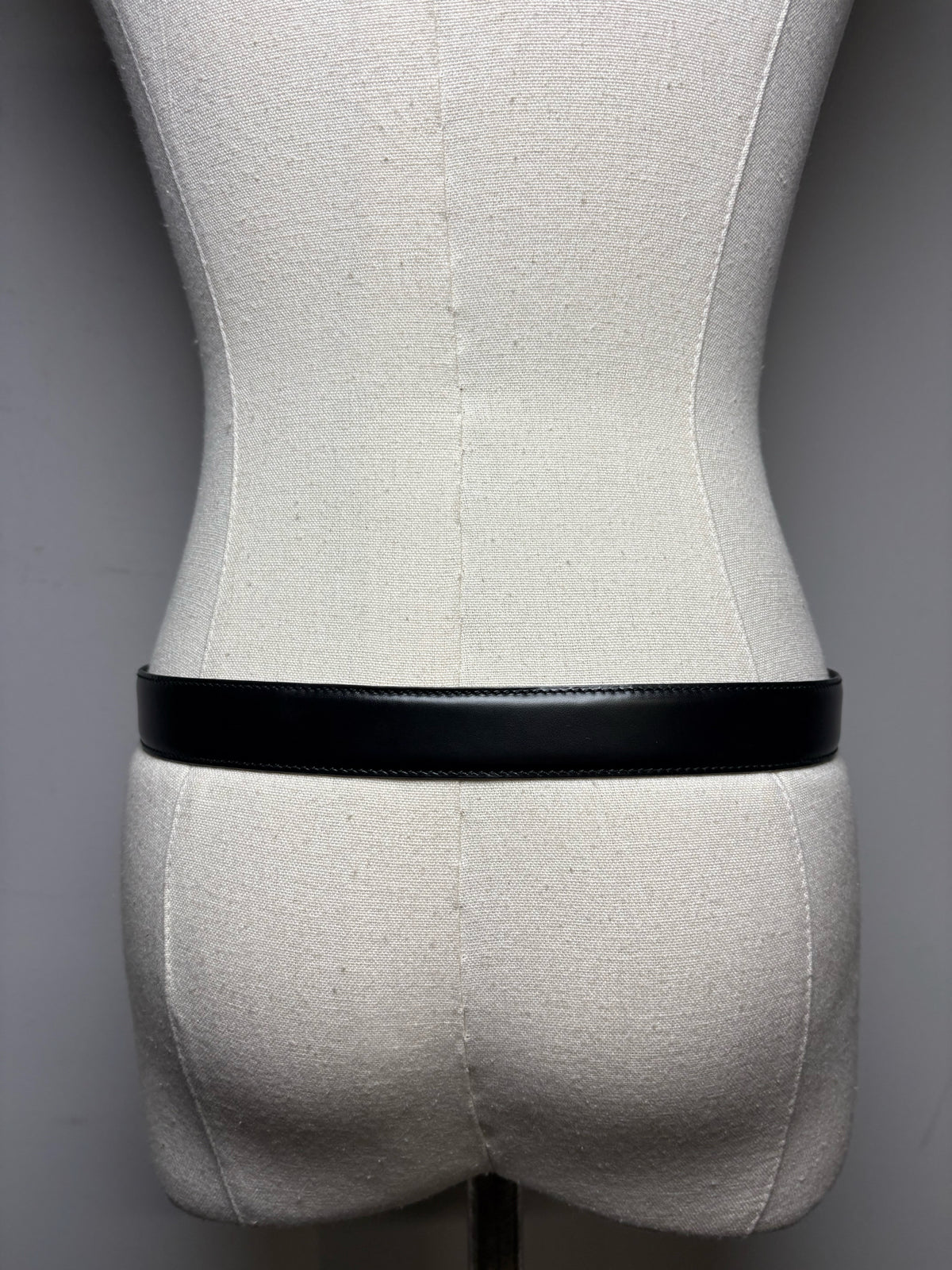 Women's Authentic Salvatore Ferragamo Gancini Black Leather Silver-Tone Buckle Pre-Owned Belt