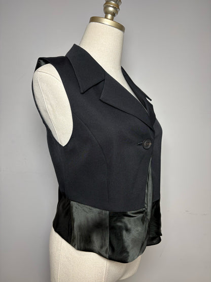 Size 6 Women Atsuro Tayama Black Wool w/Satin Panels Japanese Design Pre-owned Vest