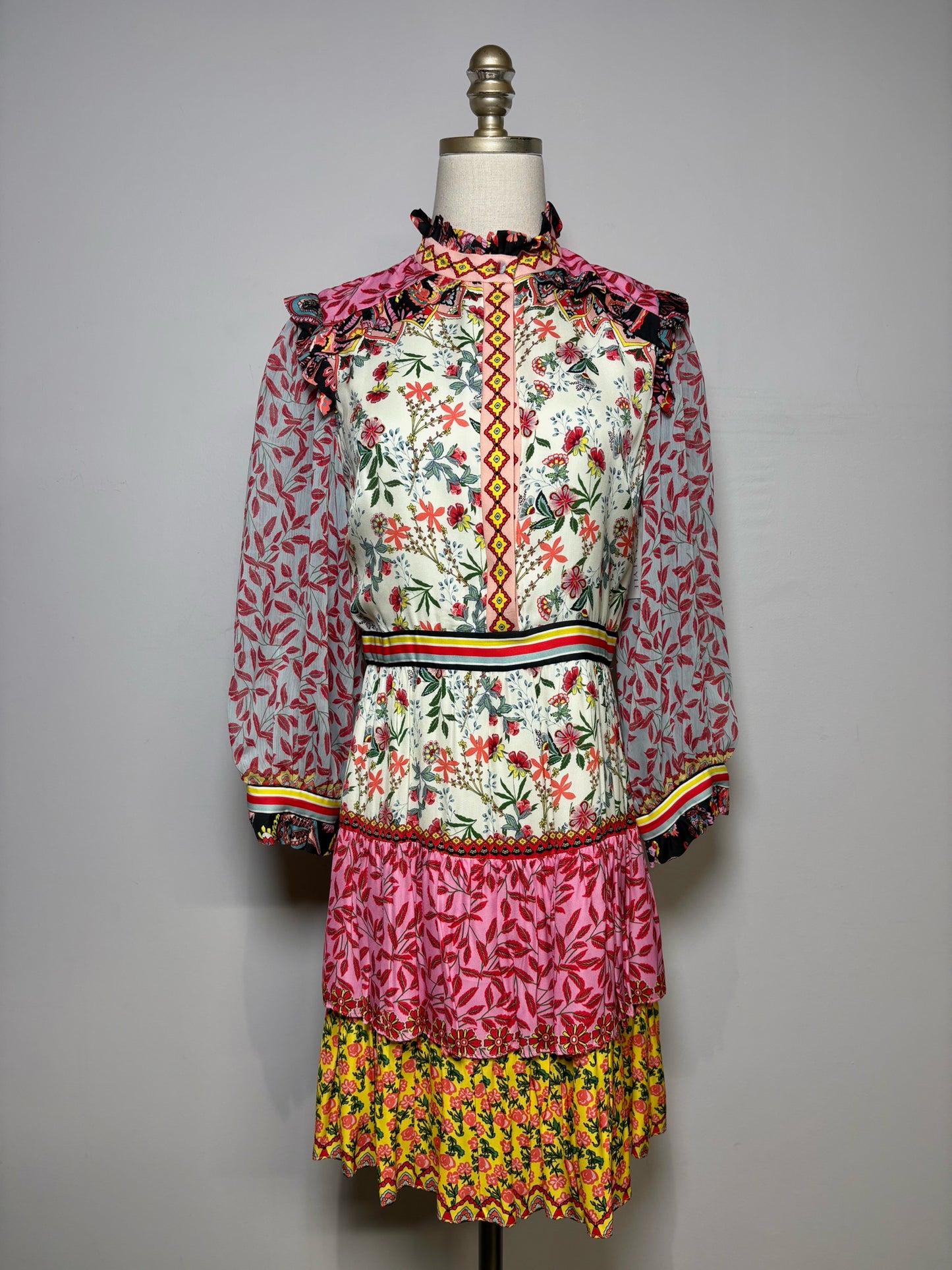 Size 6 (M) Alice + Olivia Multi-Color Floral Women's 100% Viscose Dress