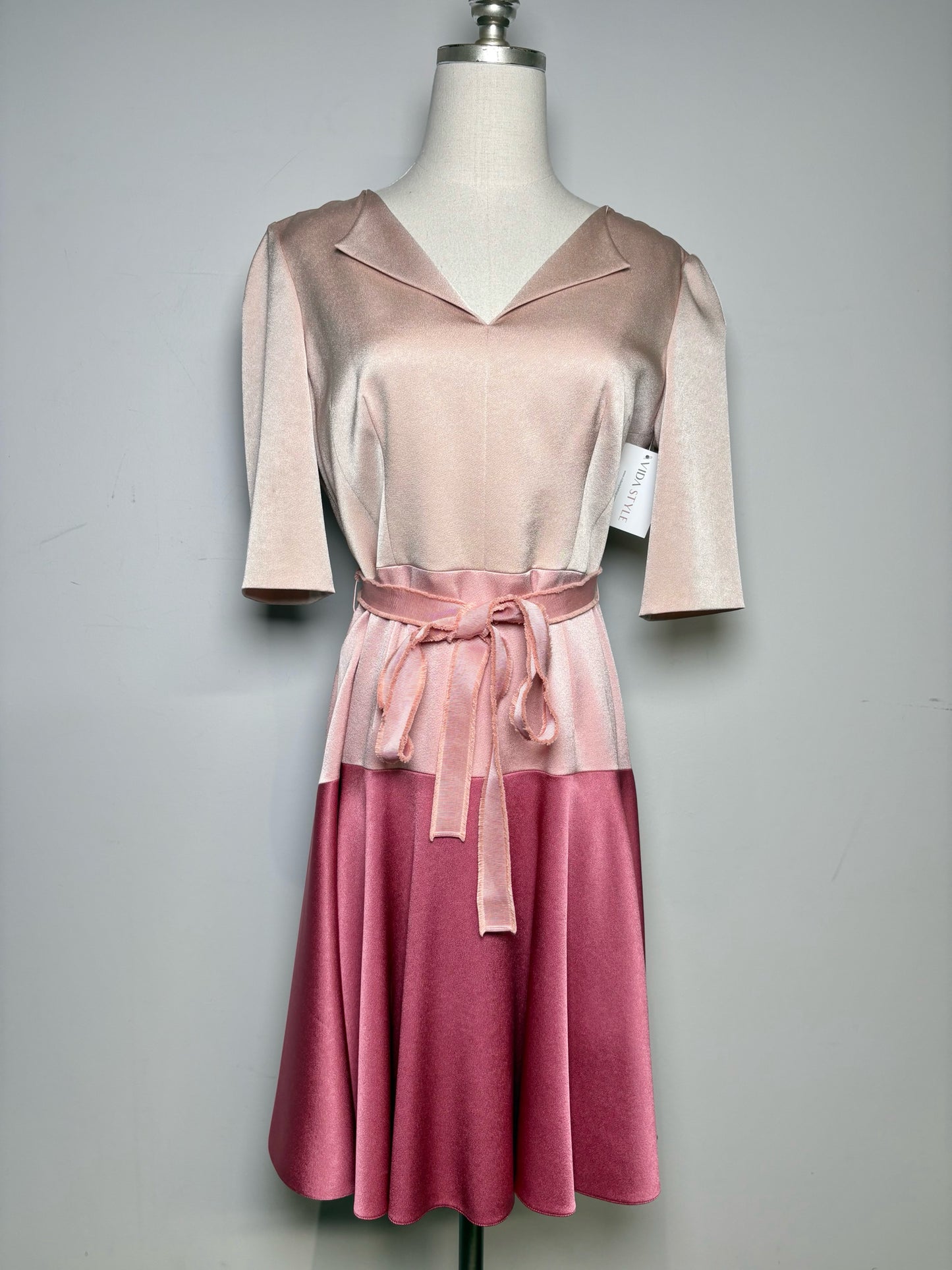 Women Size 40 (0 - 4 US) Paule Ka Pink Colorblock Women's Pre-owned Dress