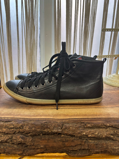 W Shoe Size 40 (10, US) Prada Black Nappa Leather high Top Sneakers