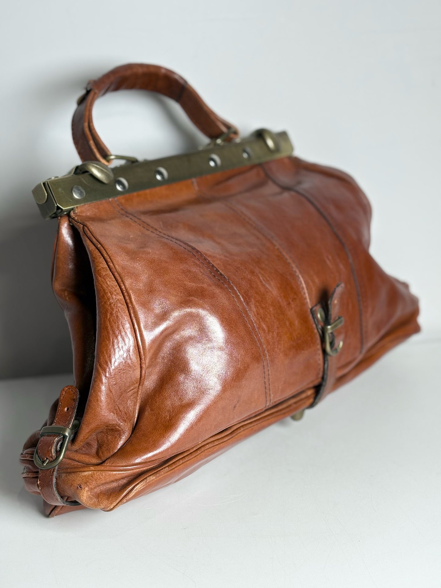 Vintage 100% Leather Doctor's Pre-owned Chestnut Brown Bag