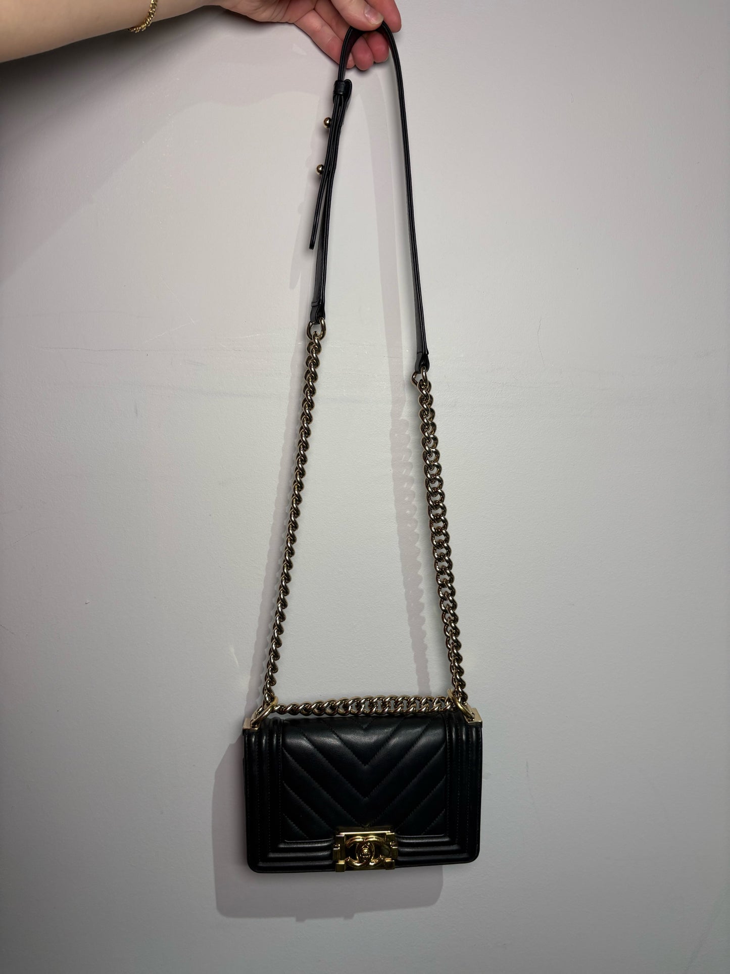 Chanel Small Boy Bag Quilted Calfskin, Ruthenium Black Pre-owned Purse