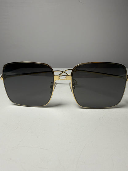 Fendi Baguette FE40123U Women's Pre-owned Gold Metal Rectangle Sunglasses