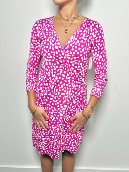 Women Size 8 Diane Von Furstenberg Pink, White Abstract Dots Pure Silk Dress