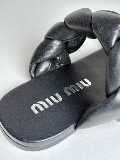 W Shoe Size 38 (8 US) Miu Miu Black Leather Women's Pre-owned Sandals