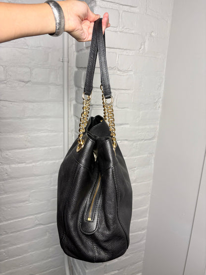 Coach Solid Pebble Leather Pre-owned Black Edie Purse