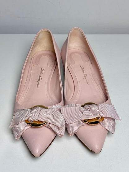 W Shoe Size 7.5 Salvatore Ferragamo Light Pink Leather Scallop Pre-owned Pump